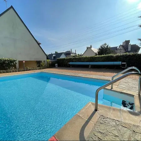 Daire Avec Piscine, A 2 Min De La *