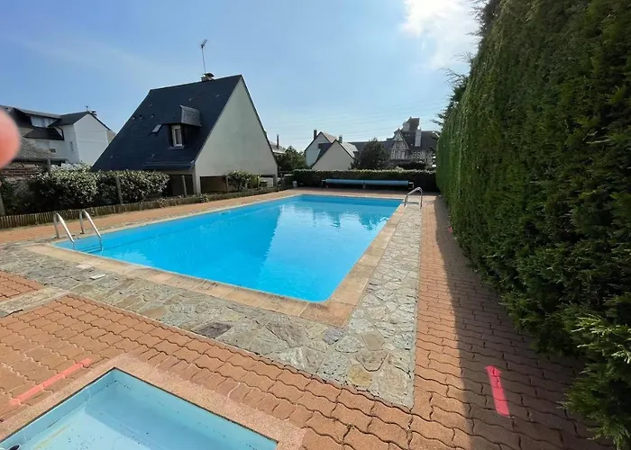 Bord De Benerville-sur-Mer